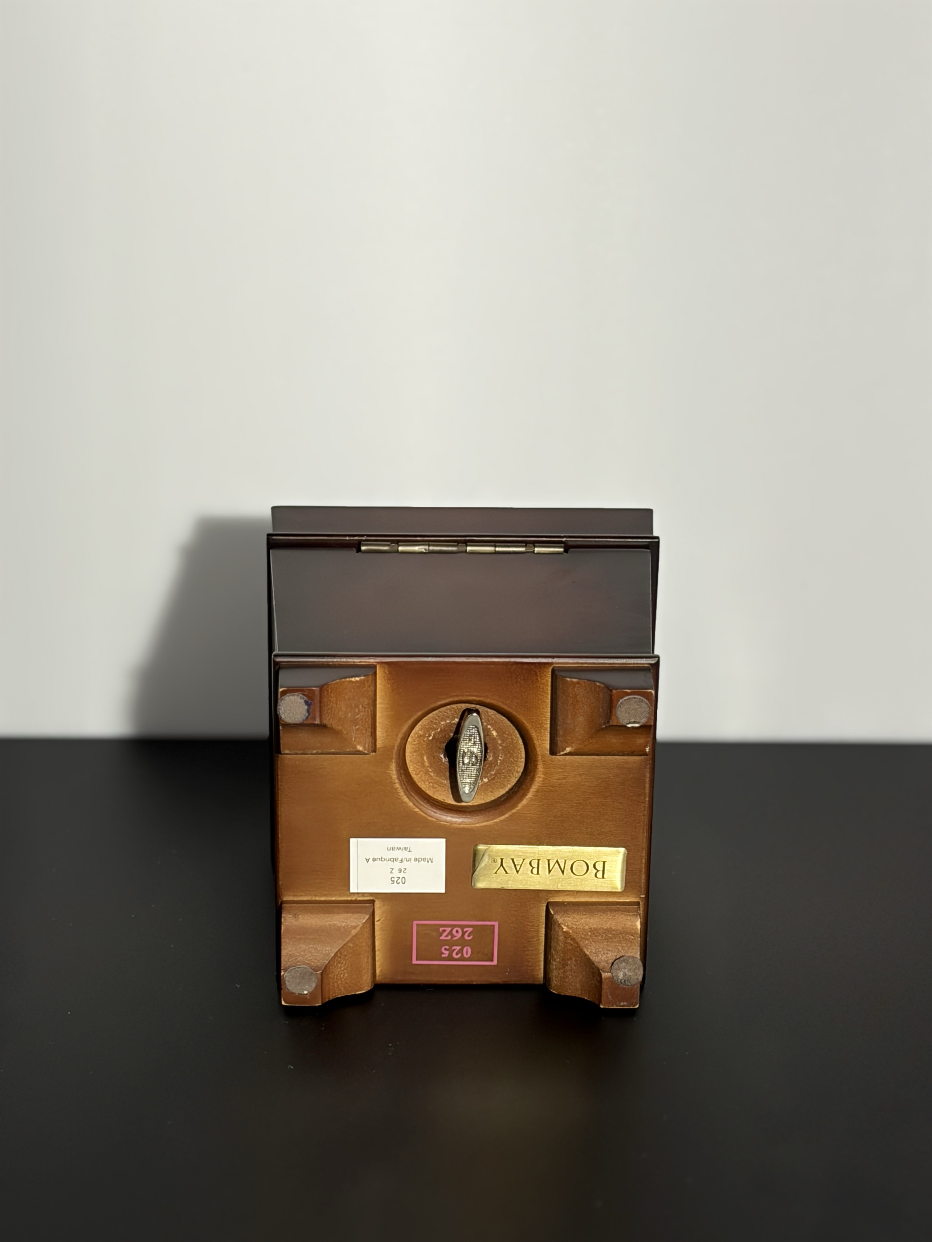 The bottom of a jewlery box