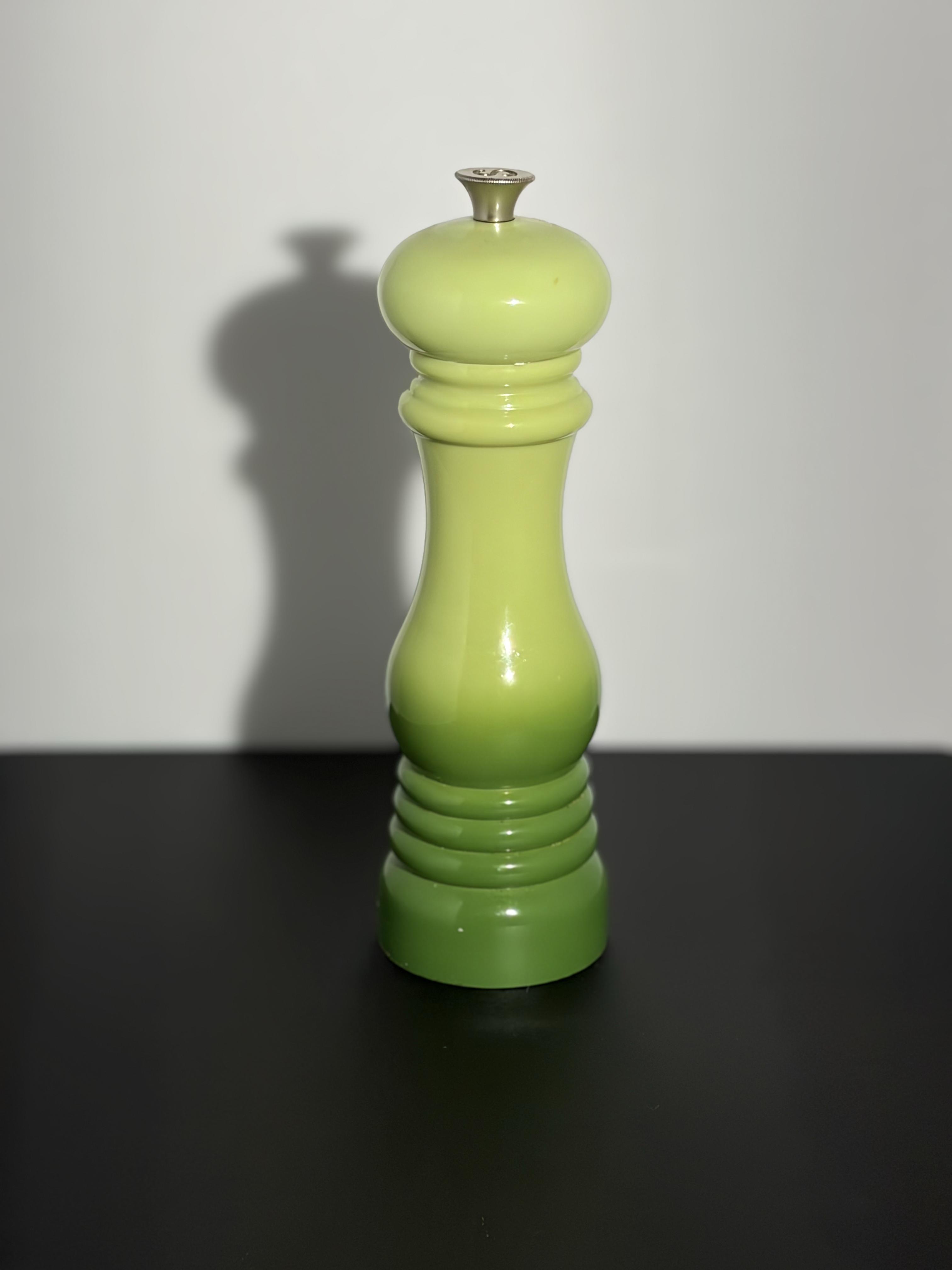 Front of a salt grinder. A runner up for a final complex object.